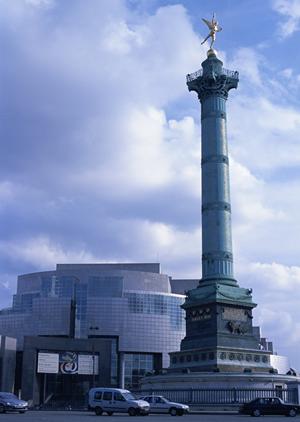 沖縄県那覇市のビジネスホテル「東横INN那覇おもろまち駅前」の魅力と詳細情報